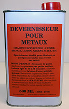 Dévernisseur métaux